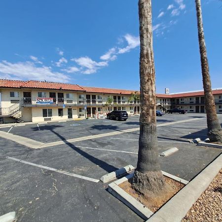 American Inn I10 Rialto And Colton Екстер'єр фото
